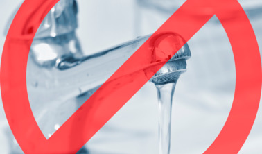 Awaria wodociągowa - ul. Piastów, Korczaka